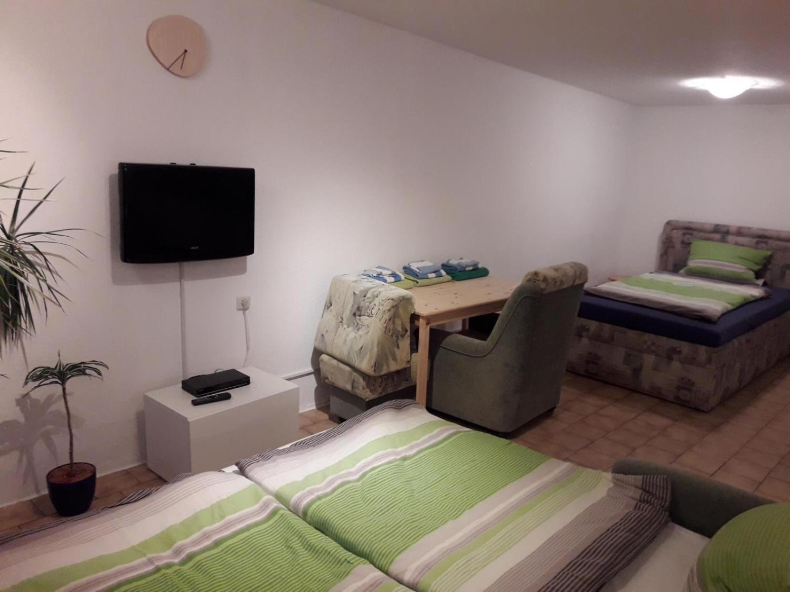 Kleine Ferienwohnung Am Stadtrand Von Leipzig Exterior foto
