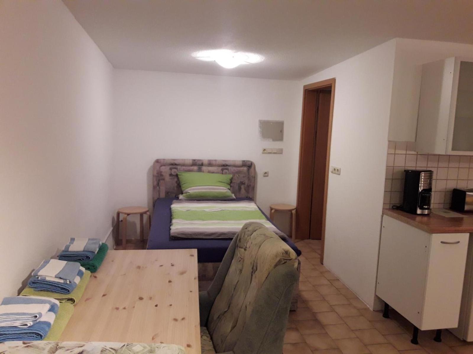 Kleine Ferienwohnung Am Stadtrand Von Leipzig Exterior foto